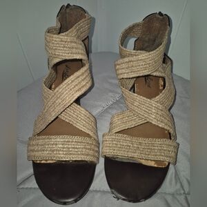 Lucky Brand Women's Tan Espadrille Sandals